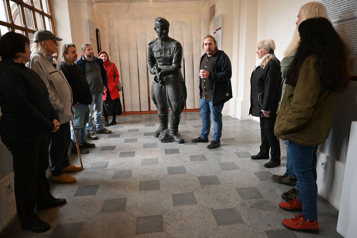 Komentovaná prohlídka výstavy Narativ 1945