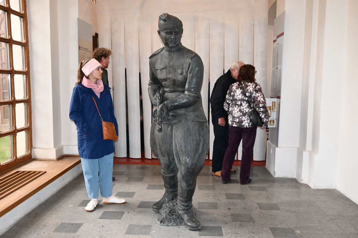 Komentovaná prohlídka výstavy Narativ 1945