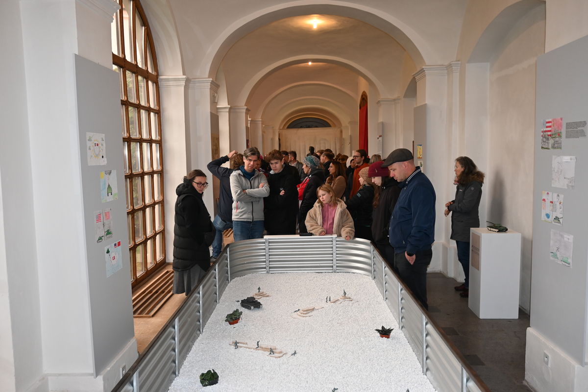 Komentovaná prohlídka výstavy Narativ 1945